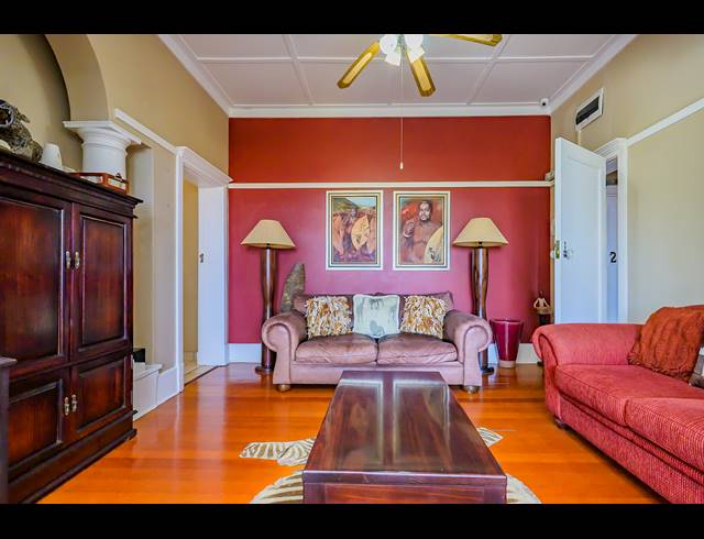 7 BEDROOM HOUSE FOR SALE IN ESSENWOOD